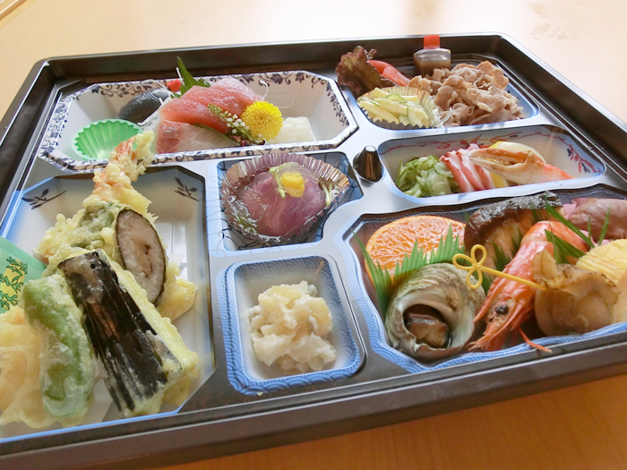 パック料理‐4300円(税込)‐その1