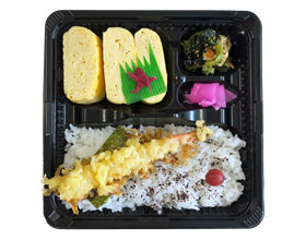 だし巻き海老弁当 500円(税込)